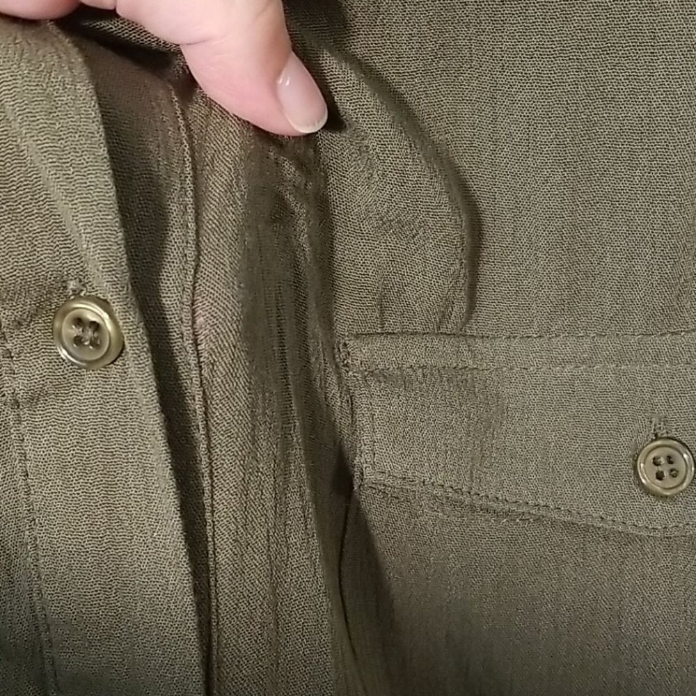 Green long sleeve button up shirt 1X NWT - Picture 10 of 12
